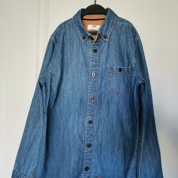 Cyrillus boy's denim shirt, size 10A - Picture 2 of 3